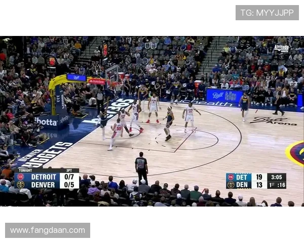 活塞与掘金常规赛对决精彩回顾球迷热情高涨赛场氛围火爆